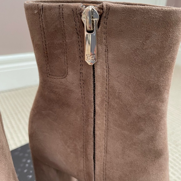 BN Sam Edelman Codie Ankle Bootie - Suede/Praline - Picture 7 of 10